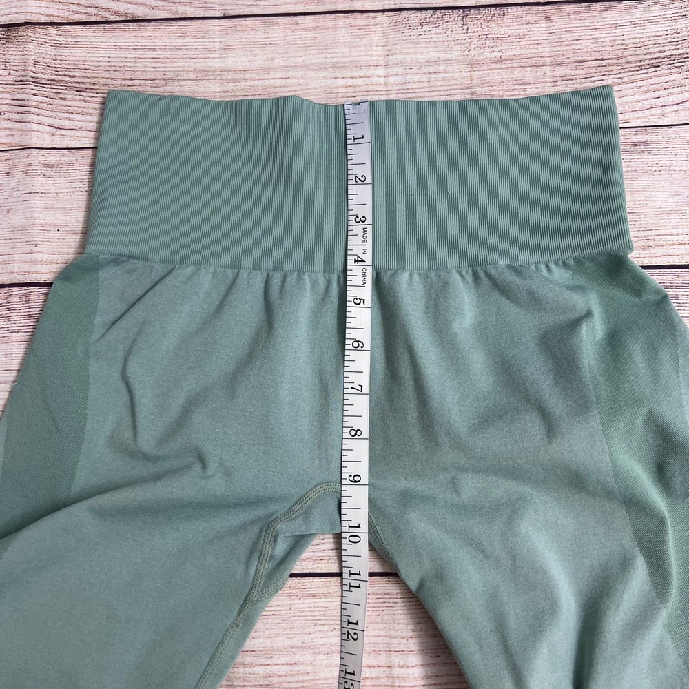 NVGTN Signature 2.0 Leggings Womens Medium Sage Green Seamless High Waist - Picture 6 of 10
